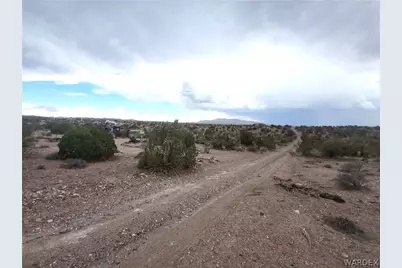 351-14-028 N Quintana Road, Dolan Springs, AZ 86441 - Photo 13
