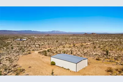 11102 Red Rock Road, Yucca, AZ 86438 - Photo 3