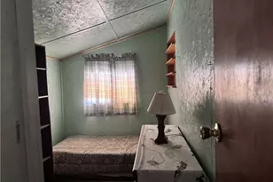 21188 S Cheyenne Rd, Yucca, AZ 86438 - Photo 11