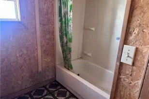 21188 S Cheyenne Rd, Yucca, AZ 86438 - Photo 15