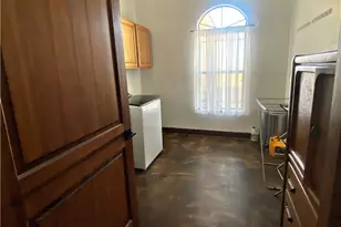 21038 S Cheyenne Rd, Yucca, AZ 86438 - Photo 59