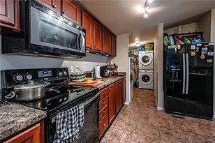 3549 N Gln Cyn Rd, Golden Valley, AZ 86413 - Photo 7