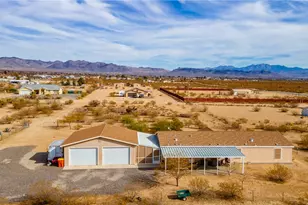 3549 N Gln Cyn Rd, Golden Valley, AZ 86413 - Photo 29