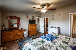 3549 N Gln Cyn Rd, Golden Valley, AZ 86413 - Photo 13