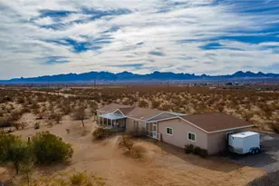 3549 N Gln Cyn Rd, Golden Valley, AZ 86413 - Photo 25