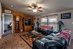 3549 N Gln Cyn Rd, Golden Valley, AZ 86413 - Photo 3