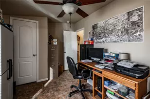 3549 N Gln Cyn Rd, Golden Valley, AZ 86413 - Photo 21