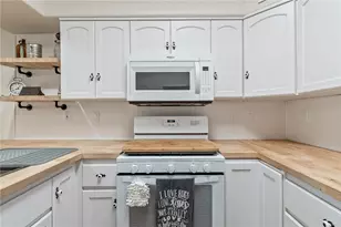 2542 Bridlewise Ln, Bullhead City, AZ 86442 - Photo 15