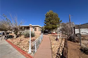 4517 N N Thurman Dr Dr, Golden Valley, AZ 86413 - Photo 1