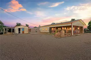 2088 E Hackamore Dr, Mohave Valley, AZ 86440 - Photo 1