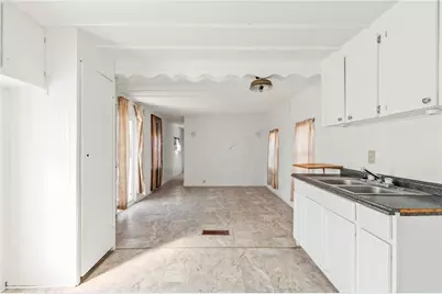 2096 E Hackamore Drive, Mohave Valley, AZ 86440 - Photo 15