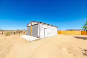 4938 N Davis Rd, Golden Valley, AZ 86413 - Photo 57