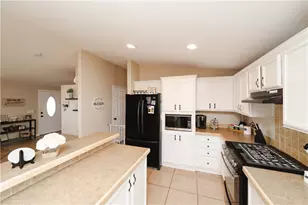 4938 N Davis Rd, Golden Valley, AZ 86413 - Photo 13