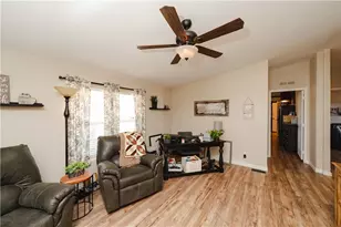 4938 N Davis Rd, Golden Valley, AZ 86413 - Photo 17