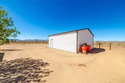 4938 N Davis Road, Golden Valley, AZ 86413 - Photo 81