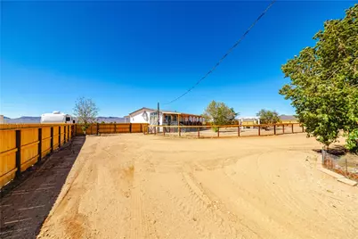 4938 N Davis Road, Golden Valley, AZ 86413 - Photo 85