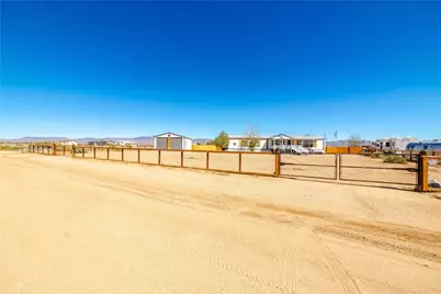 4938 N Davis Road, Golden Valley, AZ 86413 - Photo 73