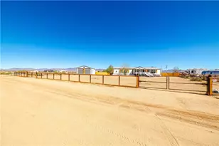 4938 N Davis Rd, Golden Valley, AZ 86413 - Photo 73