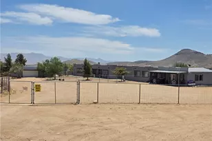 2576 E Calle Chavez Rd, Kingman, AZ 86409 - Photo 3