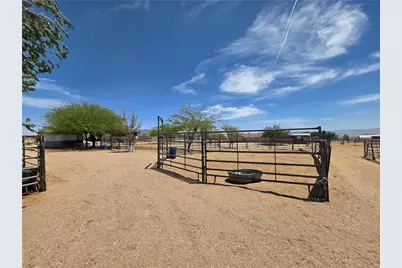 2576 E Calle Chavez Road, Kingman, AZ 86409 - Photo 73