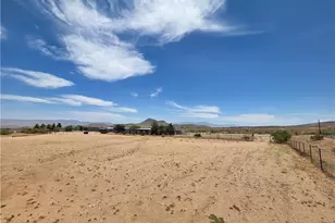 2576 E Calle Chavez Rd, Kingman, AZ 86409 - Photo 85