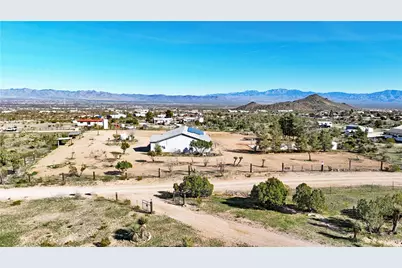 1790 S Gleeson Road, Golden Valley, AZ 86413 - Photo 57