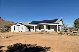 1790 S Gleeson Rd, Golden Valley, AZ 86413 - Photo 1