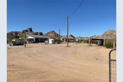 1790 S Gleeson Road, Golden Valley, AZ 86413 - Photo 9