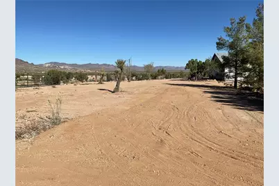 1790 S Gleeson Road, Golden Valley, AZ 86413 - Photo 11