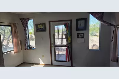 820 S Elfrida Road, Golden Valley, AZ 86413 - Photo 3