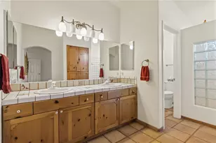 2913 Desert Vista Dr, Bullhead City, AZ 86429 - Photo 33