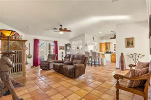 2913 Desert Vista Dr, Bullhead City, AZ 86429 - Photo 9