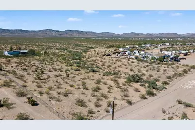 001 Eden Road, Golden Valley, AZ 86413 - Photo 15