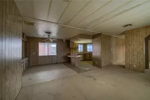 815 Stahlman Dr, Bullhead City, AZ 86442 - Photo 15