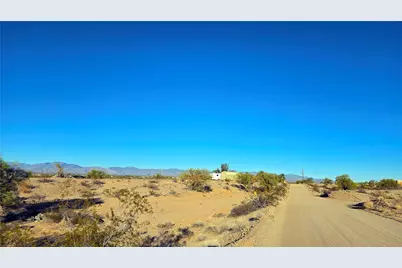 207-11-044 W Haven Drive, Yucca, AZ 86438 - Photo 5