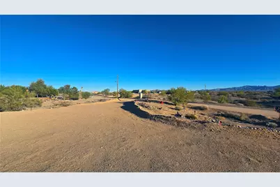 207-11-044 W Haven Drive, Yucca, AZ 86438 - Photo 9