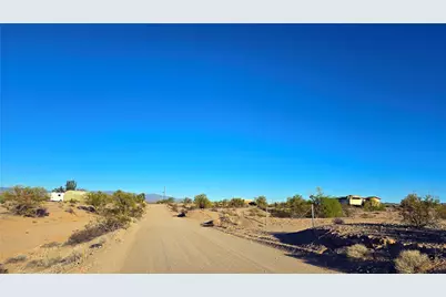 207-11-044 W Haven Drive, Yucca, AZ 86438 - Photo 7