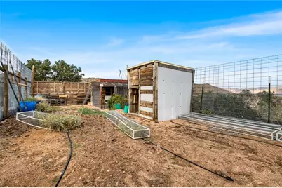 10516 E Pine Cone Way, Hackberry, AZ 86411 - Photo 37