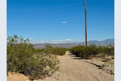 3689 N Santa Cruz Road, Golden Valley, AZ 86413 - Photo 3