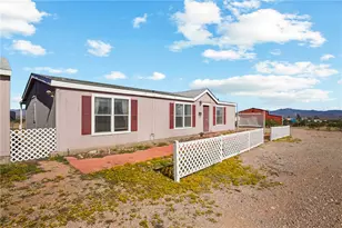 1354 S Don Luis Rd, Golden Valley, AZ 86413 - Photo 43