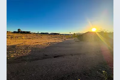 7774 E Pioneer Drive, Kingman, AZ 86401 - Photo 1