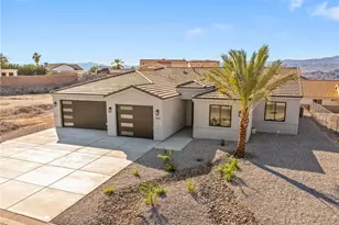 3421 Sundance Dr, Bullhead City, AZ 86429 - Photo 3