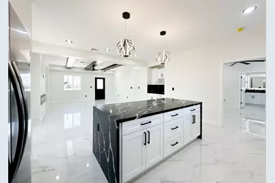 1941 Riviera Boulevard, Bullhead City, AZ 86442 - Photo 15