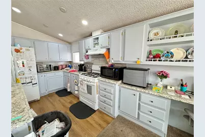 1531 Jose Avenue, Bullhead City, AZ 86442 - Photo 11