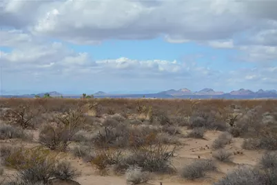 3271 S Arlington Road #3271, Yucca, AZ 86438 - Photo 35