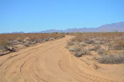 3271 S Arlington Road #3271, Yucca, AZ 86438 - Photo 17