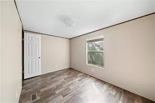 906 Sandy Beach Dr, Bullhead City, AZ 86442 - Photo 11