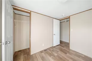 906 Sandy Beach Dr, Bullhead City, AZ 86442 - Photo 15