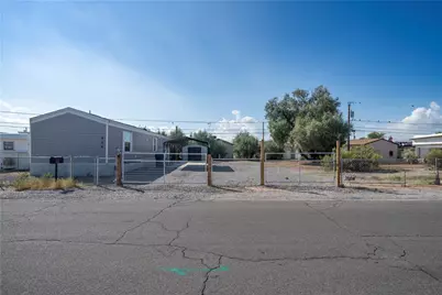 906 Sandy Beach Drive, Bullhead City, AZ 86442 - Photo 23