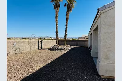 2057 E Sandtrap Lane, Fort Mohave, AZ 86426 - Photo 27